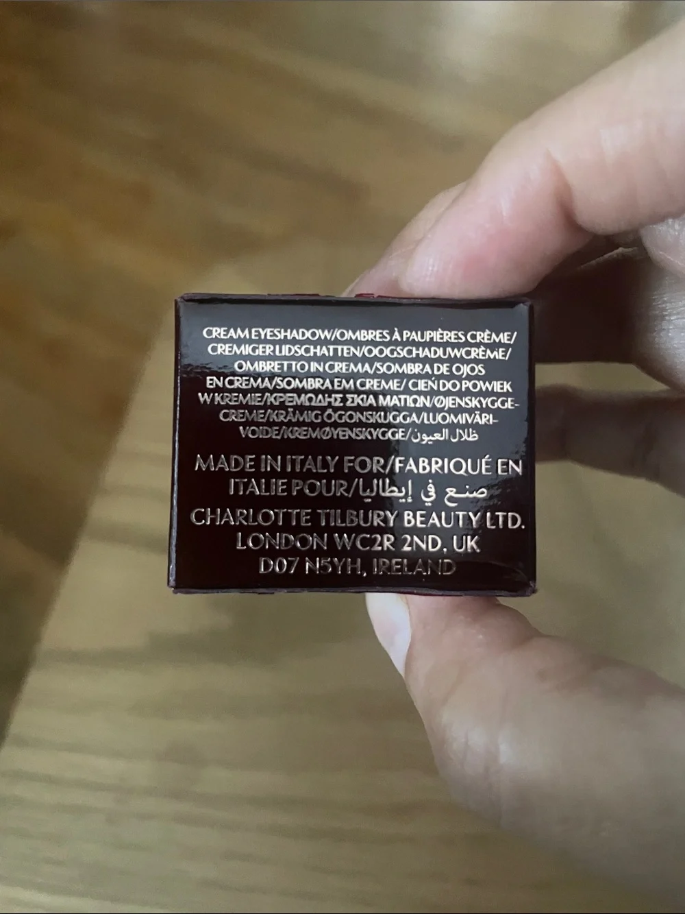Charlotte Tilbury Eyes to Mesmerise Eye Color - Deep Wine